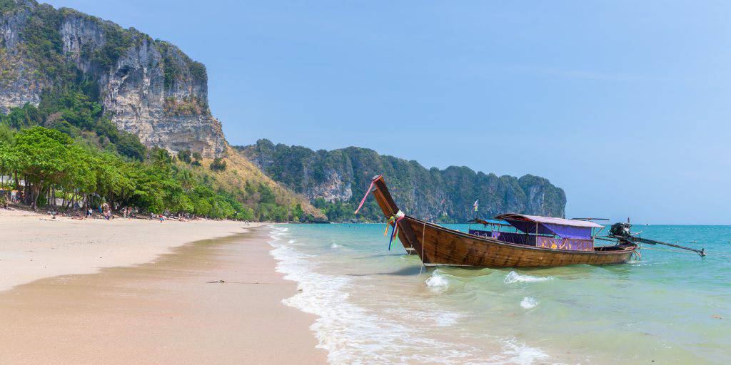 Atrévete a hacer esta ruta a Tailandia de 15 días y relájate en sus playas. Dos semanas inolvidables en uno de los mejores destinos del mundo. 5