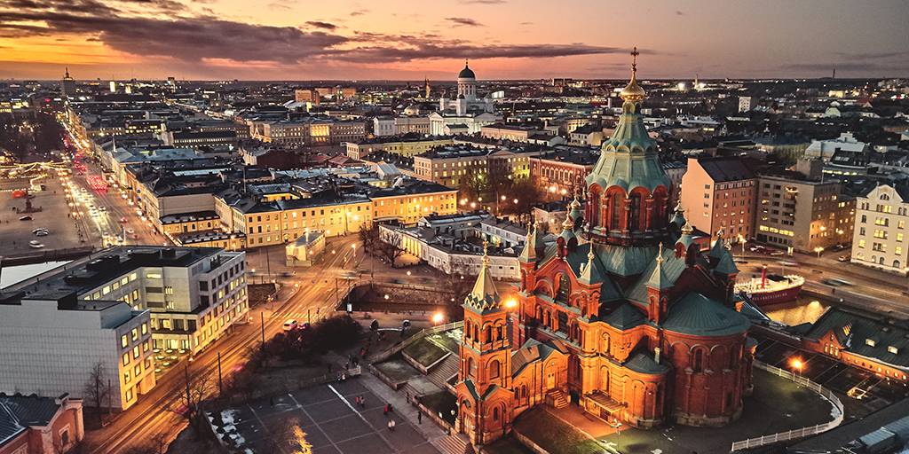Con este viaje organizado por Escandinavia de 9 días podrás conocer las maravillas de Helsinki, Tallín, Riga, Vilnius, Estocolmo y Kaunas. 1