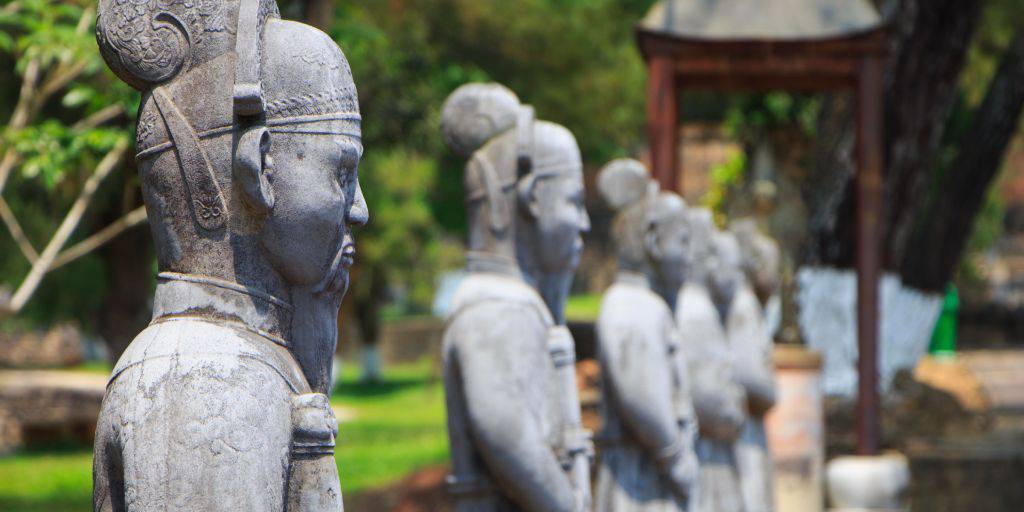 No dejes escapar este circuito por Vietnam y Camboya. Durante 15 días exploraremos desde los canales de Hoi An a los templos de Angkor Wat. 3
