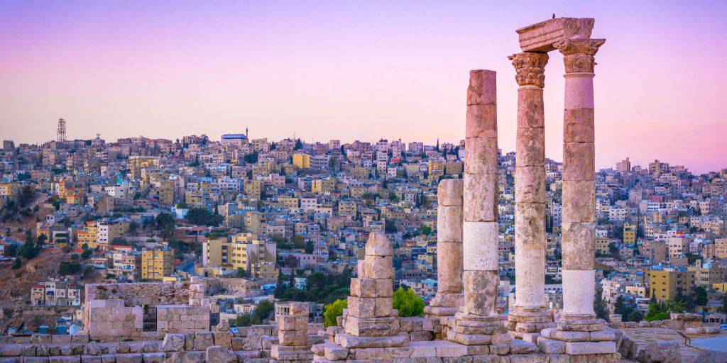 Oriente Medio es una de las regiones más fascinantes del mundo. Conoce dos de sus joyas con nuestro viaje a Jerusalén y Jordania de 8 días. 6