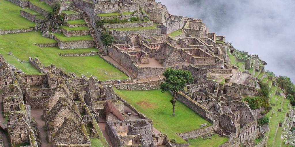 Nuestro viaje a Lima, Cusco, Machu Picchu y Amazonas te permitirá adéntrate al Perú exótico, donde sus yacimientos nos dejarán sin palabras. 3